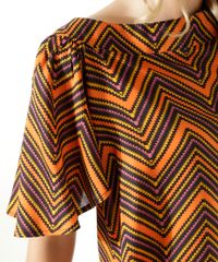 Blusa-Ampla-com-Estampa-Geometrica-Laranja-8408375-Laranja_4