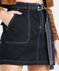 Saia-de-Sarja-Feminina-Curta-com-Pespontos-Contrastantes-e-Cinto-Preta-9453696-Preto_4