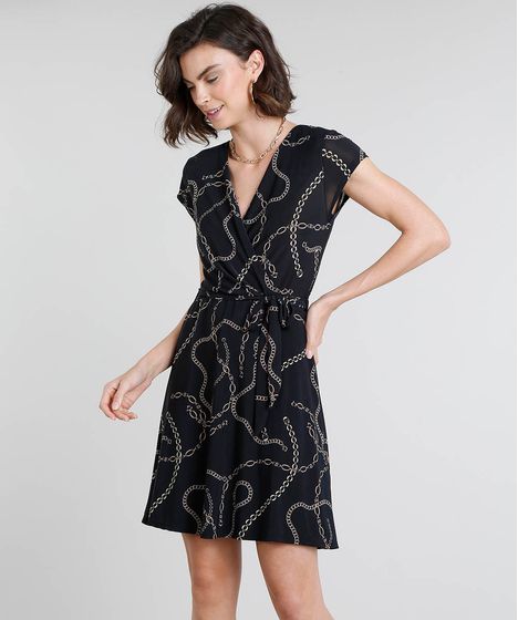 vestido transpassado no peito