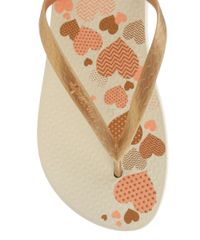 Chinelo-Ipanema-com-Estampa-de-Coracoes-Bege-8399684-Bege_4