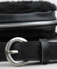 Pochete-Feminina-com-Pelucia-Preta-9439380-Preto_6