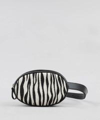 Pochete-Feminina-com-Pelo-Animal-Print-Preta-9439382-Preto_1