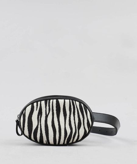 Pochete-Feminina-com-Pelo-Animal-Print-Preta-9439382-Preto_1 Pochete-Feminina-com-Pelo-Animal-Print-Preta-9439382-Preto_1