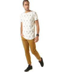 Camiseta-Longa-Estampada-de-Folhagem-Off-White-8440842-Off_White_3 Camiseta-Longa-Estampada-de-Folhagem-Off-White-8440842-Off_White_3