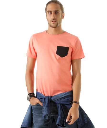 Camiseta-com-Bolso-Coral-8428268-Coral_1