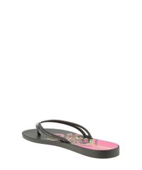 Chinelo-Ipanema-Floral-Preto-8448526-Preto_4