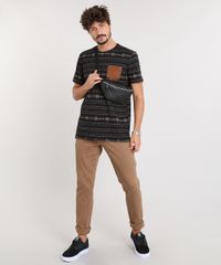Camiseta-Masculina-Estampada-Etnica-com-Bolso-Manga-Curta-Gola-Careca-Preta-9447028-Preto_3