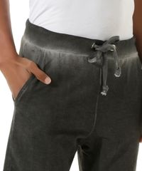 Bermuda-Relaxed-em-Moletom-Preta-8493528-Preto_4