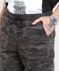 Calca-de-Sarja-Masculina-Jogger-Estampada-Camuflada-com-Recorte-Chumbo-9529455-Chumbo_2