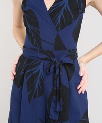 Macacao-Feminino-Pantacourt-Estampado-Folhagem-Decote-V-Azul-Marinho-9411040-Azul_Marinho_4