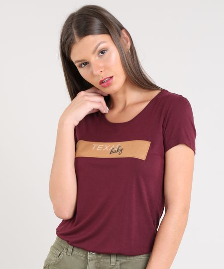 Blusa Feminina "Texas Baby" com Suede Manga Curta Decote Redondo Vinho Menor preço em Blusa Feminina "Texas Baby" com Suede Manga Curta Decote Redondo Vinho