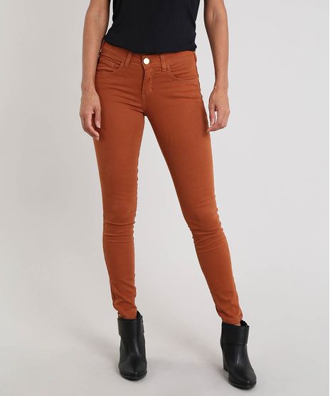 Calca-de-Sarja-Feminina-Super-Skinny-com-Ziper-Marrom-9546064-Marrom_1