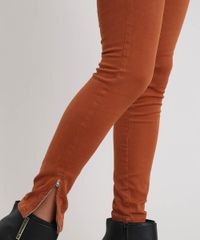Calca-de-Sarja-Feminina-Super-Skinny-com-Ziper-Marrom-9546064-Marrom_4