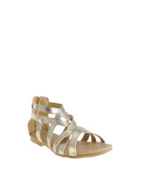 Rasteira-Gladiadora-Metalizada-Dourada-8473752-Dourado_2
