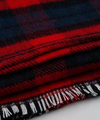 Cachecol-Feminino-em-Trico-Estampado-Xadrez-Dupla-Face-Preto-9401556-Preto_4
