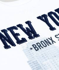 Camiseta-Infantil--New-York--Manga-Curta-Gola-Careca-Off-White-9047761-Off_White_3