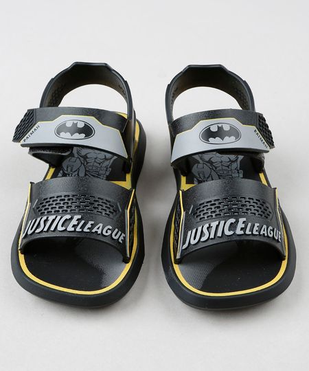 Sandália Papete Infantil Grendene Batman Liga da Justiça Preta Menor preço em Sandália Papete Infantil Grendene Batman Liga da Justiça Preta