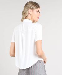 Camisa-Feminina--Heartbreaker--com-Bolso-Manga-Curta-Off-White-9454529-Off_White_2