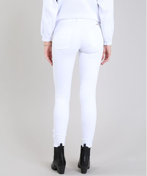 calça jeans branca com lycra
