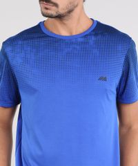 Camiseta-Masculina-Esportiva-Ace-com-Degrade-Manga-Curta-Gola-Careca-Azul-Royal-9444847-Azul_Royal_4