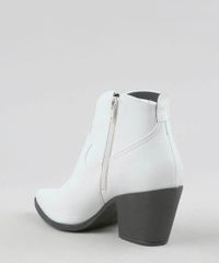 Bota-Feminina-Country-com-Pespontos-e-Recorte-Branca-9531453-Branco_3