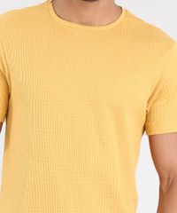 Camiseta-Masculina-Slim-Fit-Texturizada-Manga-Curta-Gola-Careca-Mostarda-9451745-Mostarda_4