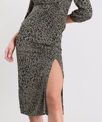 Vestido-Feminino-Midi-Estampado-Animal-Print-com-Fenda-Manga-3-4-Verde-Militar-9440638-Verde_Militar_4
