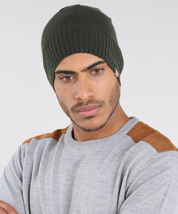 Gorro Masculino Básico em Tricô Verde Único