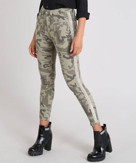 calça de sarja feminina camuflada