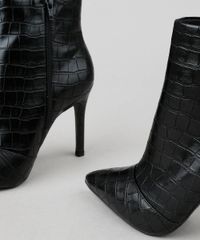 Bota-Feminina-Bico-Fino-Croco-Salto-Alto-Preta-9526824-Preto_5