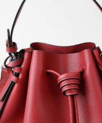 Bolsa-Saco-Feminina-Grande-com-Tiras-Laterais-e-Tassel-Vinho-9387365-Vinho_4
