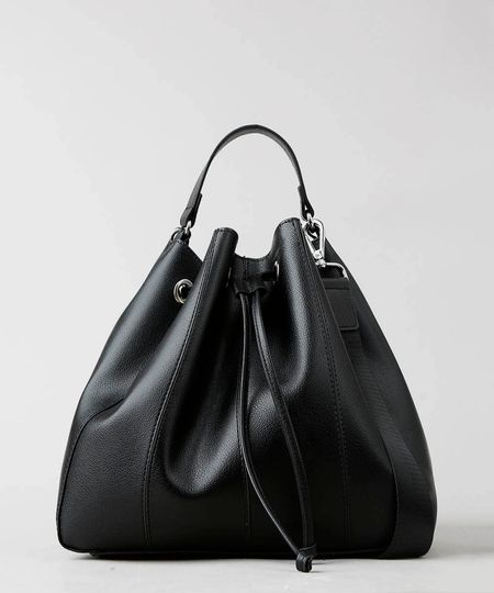 Bolsa-Saco-Feminina-Grande-com-Alca-Transversal-Removivel-Preta-9387701-Preto_1