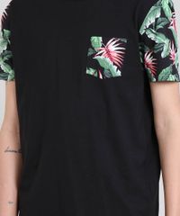 Camiseta-Masculina-com-Bolso-e-Mangas-Curtas-Estampados-Gola-Careca-Preta-9473080-Preto_4