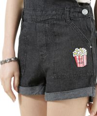 Jardineira-Jeans-com-Patch-Preta-8513636-Preto_4