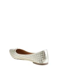 Sapatilha-com-Laco-Dourada-8480068-Dourado_3