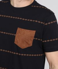 Camiseta-Masculina-Estampada-Etnica-com-Bolso-Gola-Careca-Manga-Curta-Preta-9460148-Preto_4