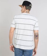 Camiseta-Masculina-Estampada-Etnica-com-Bolso-Gola-Careca-Manga-Curta-Cinza-Mescla-Claro-9460148-Cinza_Mescla_Claro_2