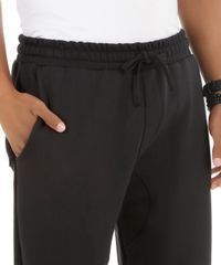 Calca-Relaxed-em-Moletom-Preta-8500937-Preto_4