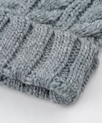 Gorro-Feminino-em-Trico-com-Pompom-Cinza-9398746-Cinza_3