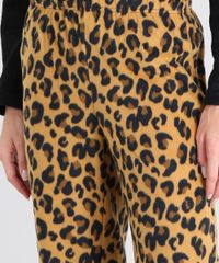Pijama-Feminino-em-Plush-Estampado-Animal-Print-Preto-9371922-Preto_4