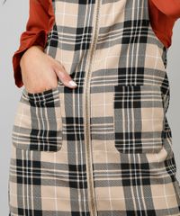 Salopete-Feminina-Estampada-Xadrez-com-Bolsos-Kaki-9367275-Kaki_4