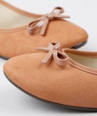 Sapatilha-Feminina-Moleca-em-Suede-com-Laco-Caramelo-9595240-Caramelo_5