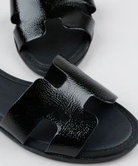 Rasteira-Feminina-Moleca-em-Verniz-Preta-9597332-Preto_5