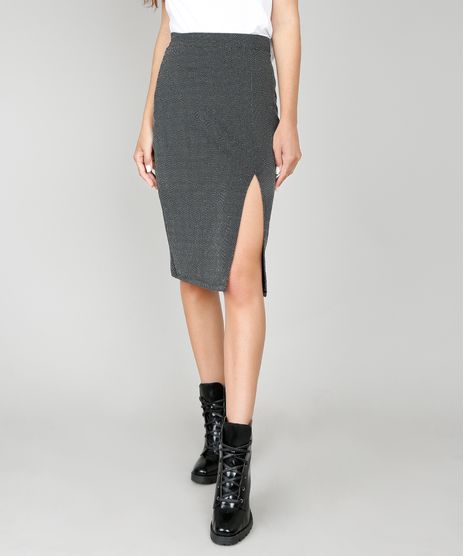 Saia-Feminina-com-Estampa-Chevron-Metalizada-e-Fenda-Preta-9570646-Preto_1