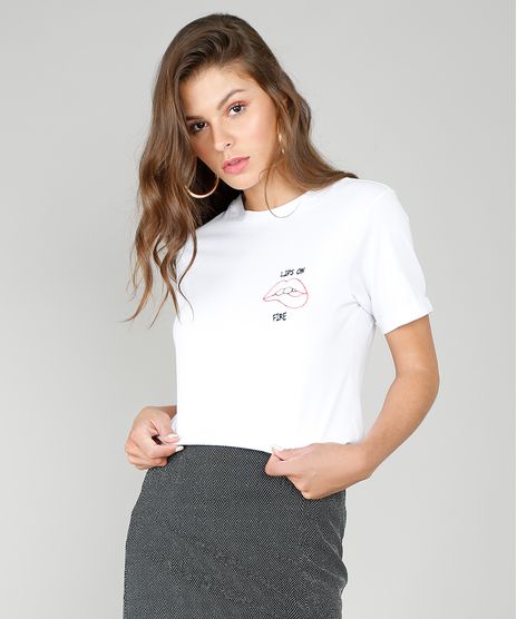 Blusa-Feminina-com-Bordado--Lips-on-fire--Manga-Curta-Branca-9570679-Branco_1