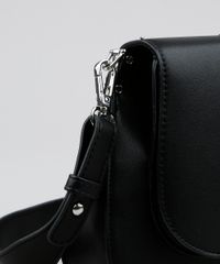 Bolsa-Feminina-Media-com-Fivela-Metalica-Preta-9483481-Preto_5