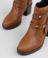 Bota-Feminina-Beira-Rio-Bico-Redondo-com-Tachas-Caramelo-9577809-Caramelo_2