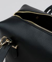 Bolsa-Feminina-Media-com-Fivela-Metalica-Preta-9483484-Preto_5