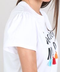 Blusa-Feminina--Vacation-Mode--com-Tassel-Manga-Curta-Decote-Redondo-Off-White-9570681-Off_White_4