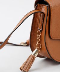 Bolsa-Feminina-Transversal-Pequena-com-Tassel-Caramelo-8369122-Caramelo_4